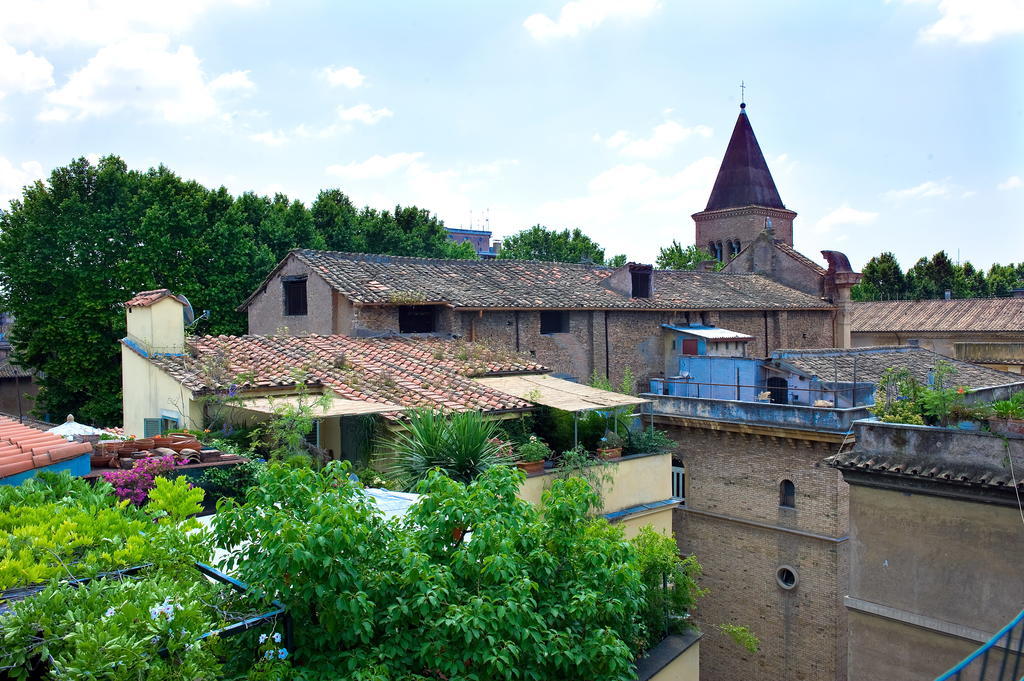 Finestra Su Trastevere - Guest House Rom Exterior foto