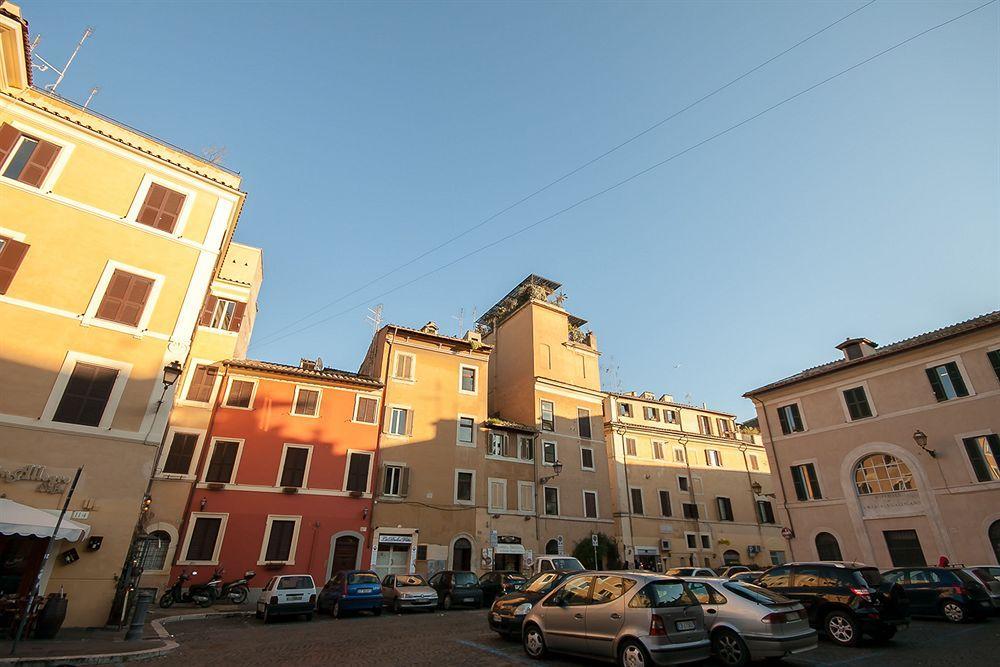 Finestra Su Trastevere - Guest House Rom Exterior foto