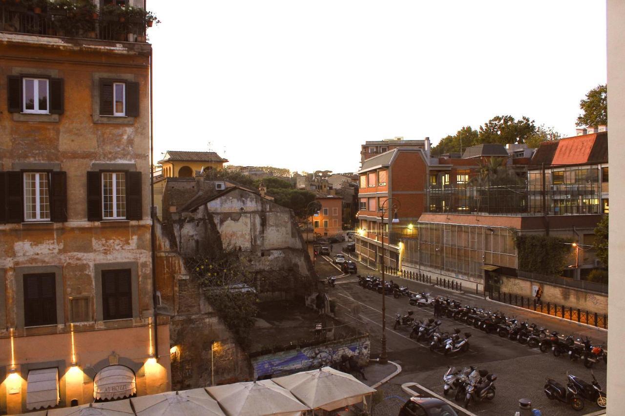 Finestra Su Trastevere - Guest House Rom Exterior foto